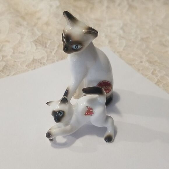Vintage Cat Figurines Set of 2 Made in Japan - Picture 11 of 13